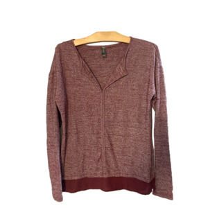 DENVER HAYES long sleeve top